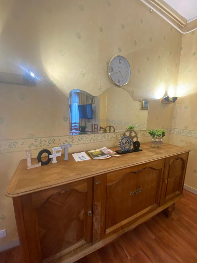 Chez Benjamin - Centre D'Azay Le Rideau Appartement Buitenkant foto